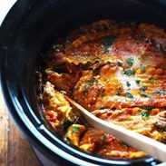 Super Easy Skinny Veggie Crockpot Lasagna - a handful of simple ingredients for a healthy family dinner. | https://belly-gone.today