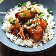 Sticky Bourbon Chicken with Rice - simple ingredients, extremely easy prep, WOWZA good. | pinchofyum.com